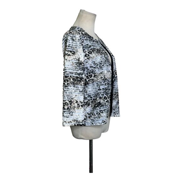 Chico's Travelers Animal Print Top Hook Closure Cardigan size 0 - small - Picture 8 of 12
